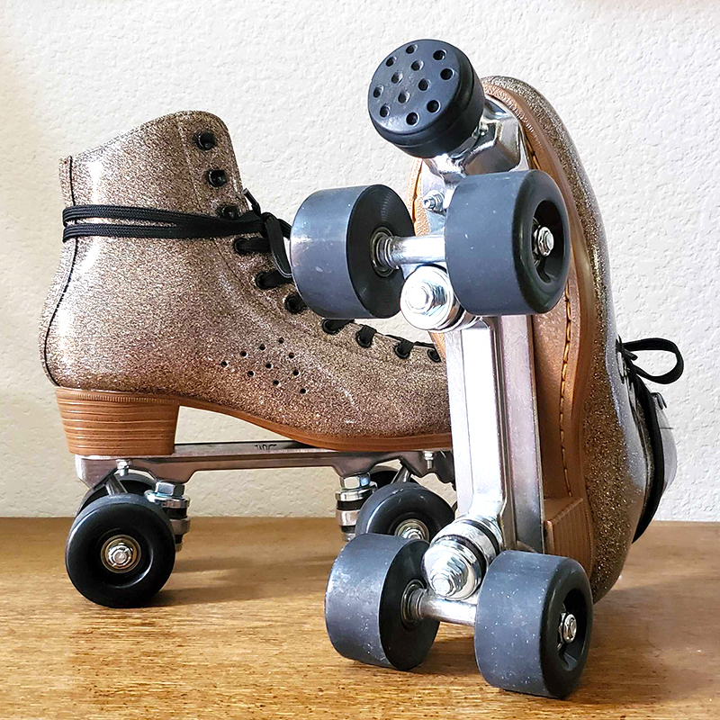 Quad Roller Skate – “Champagne Dreams”